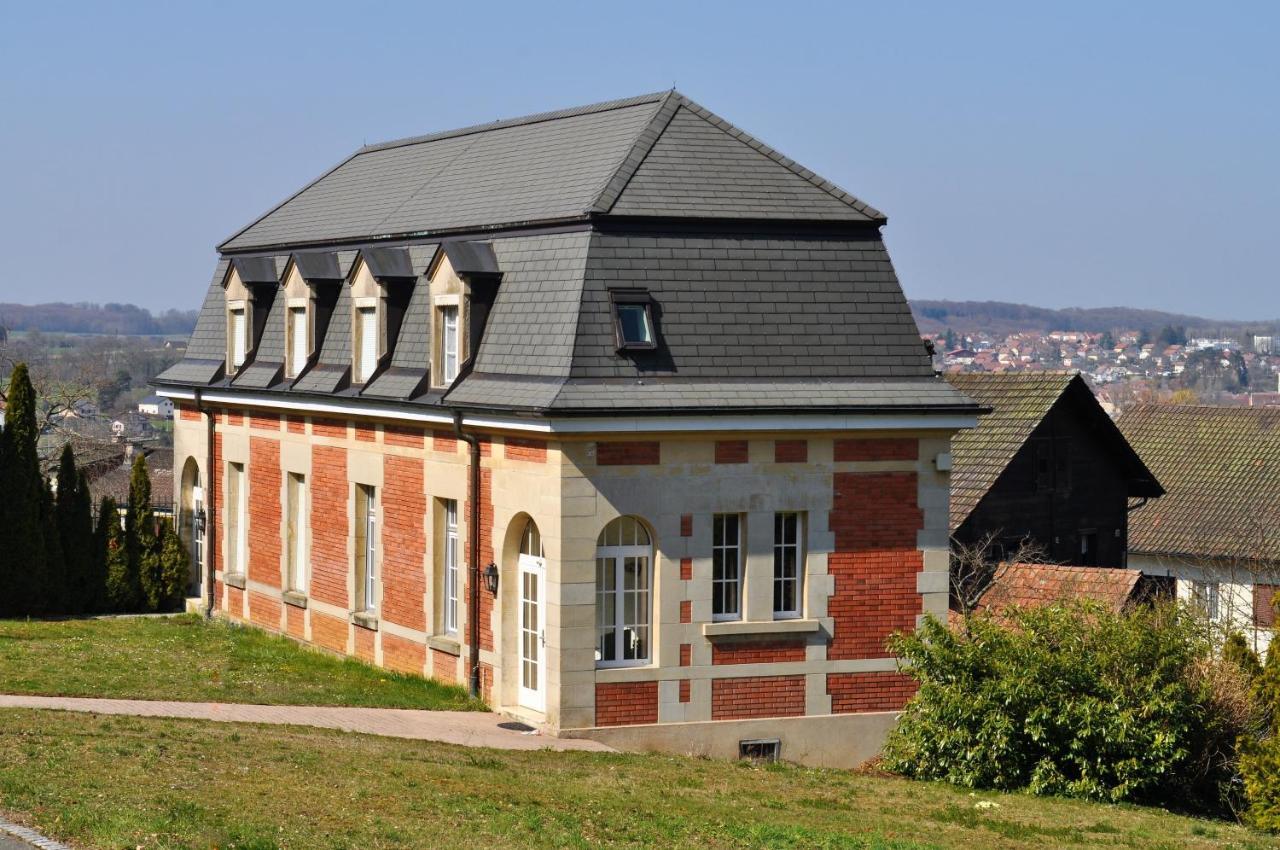 ホテル Domaine De Mont-Renaud Boncourt エクステリア 写真
